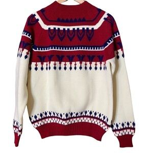 Vintage JC Penney 70’s-80’s Sweater. Size Medium
